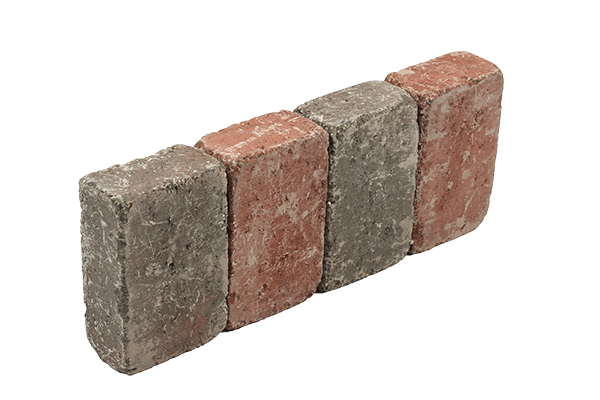 Bordurette tambourinée, nuancé de rouge et de noir, 14,5 x 21,75 x 8 cm