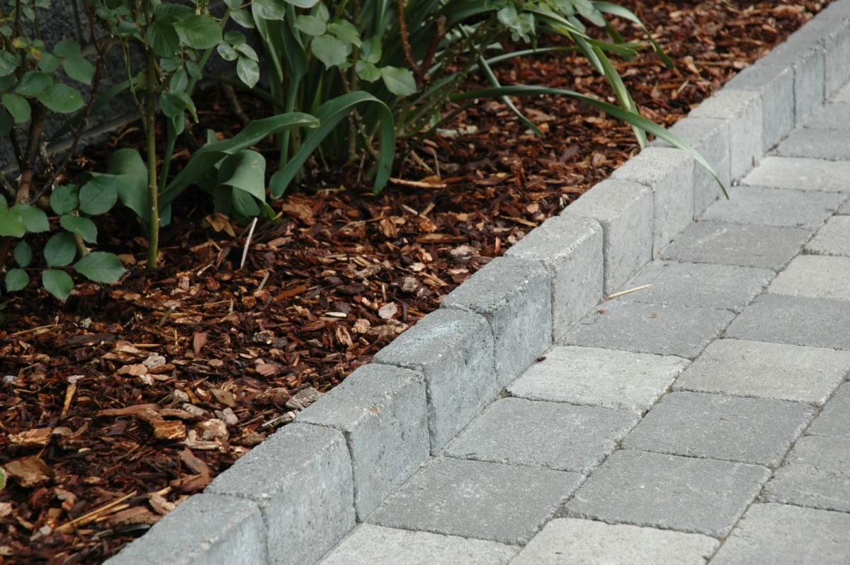 Pavé béton anti mauvaises herbes Mon Pavé